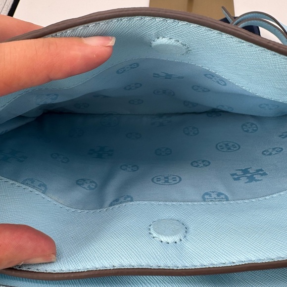 Tory Burch Baby Blue Leather Robinson Tote Two Way Silver Hardware Polo Scarf - Picture 9 of 17